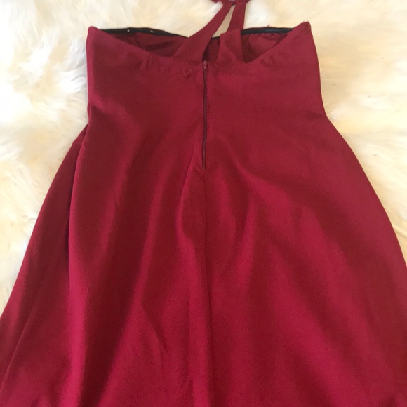 💃MAROON PROM DRESS🌺 - Picture 6 of 8